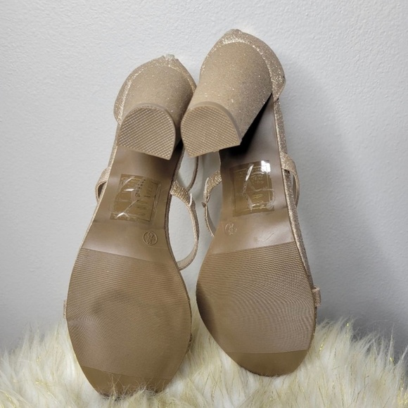 EUC: David’s Bridal Champagne Glitter Triple Strap Heels - Picture 8 of 9